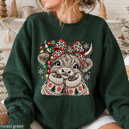 Christmas Highland Cow T-Shirt Sweatshirt Hoodie – Cute Fluffy Cow Leopard Bow Christmas Lights Holiday Graphic Apparel